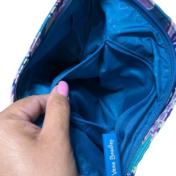 VERA BRADLEY TRIO ZIP HIPSTER CROSSBODY WAKIKI PAISELY LIKE NEW - Picture 6 of 6